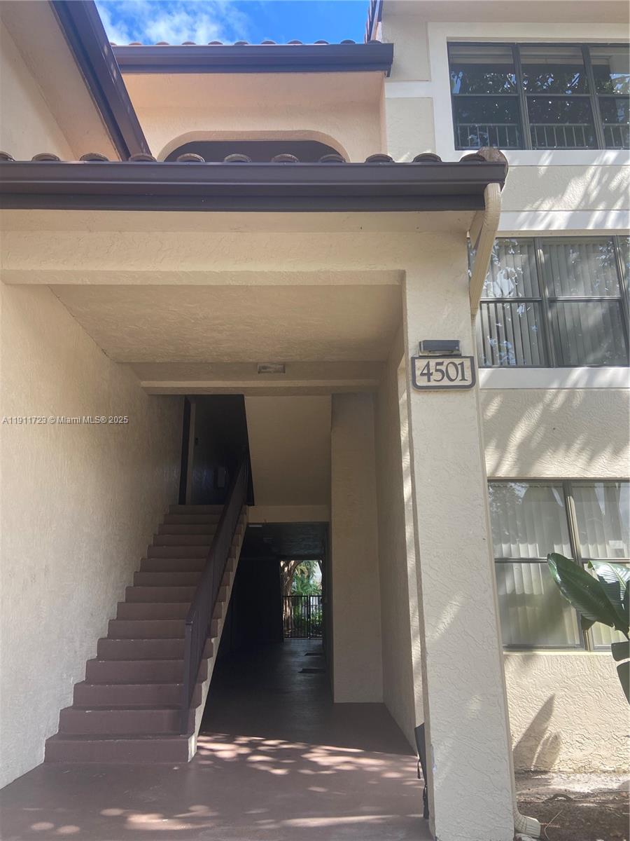 PALM AIRE GARDENS CONDO - Residential Lease
