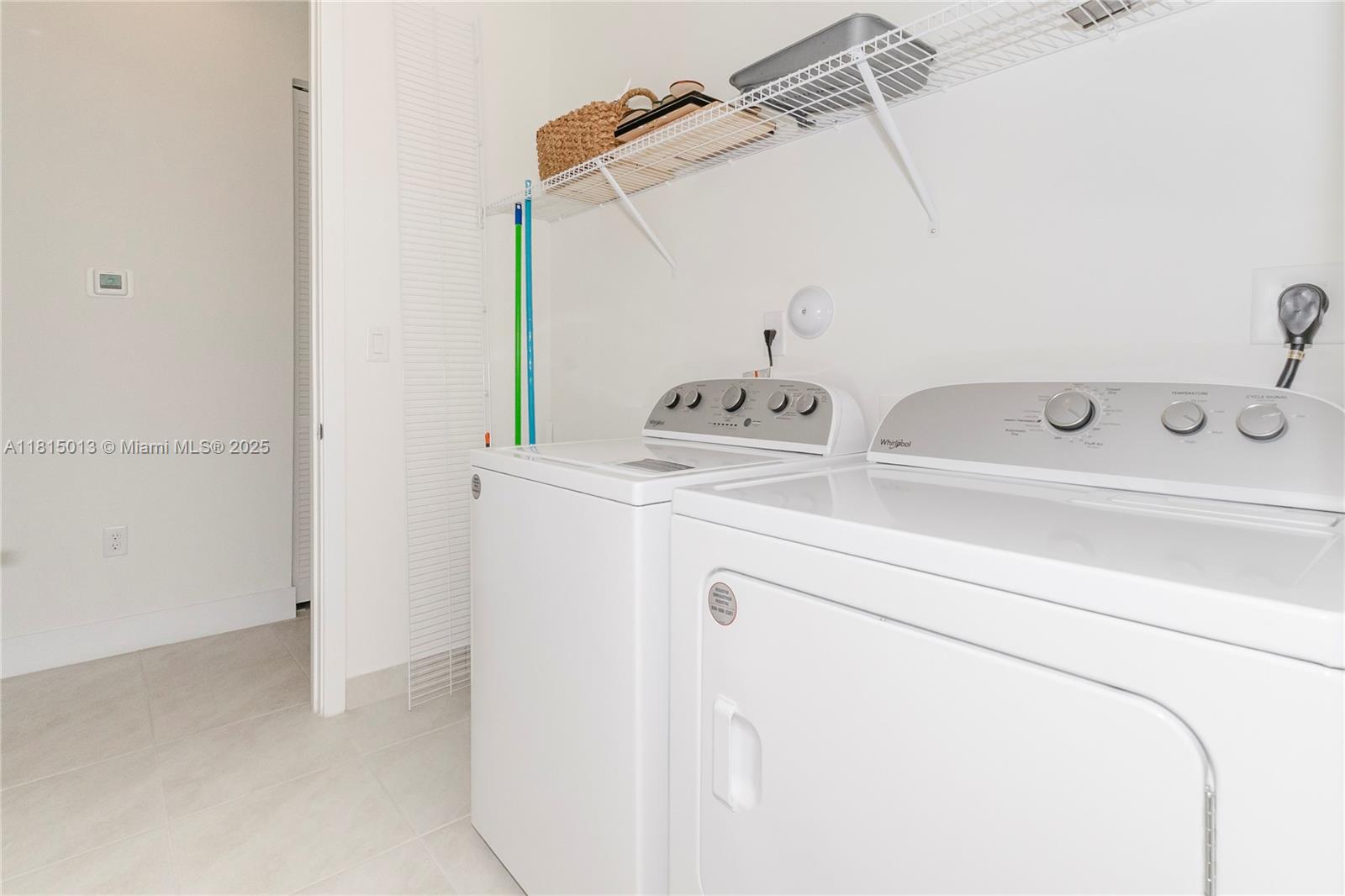 MAPLE RIDGE - Residential