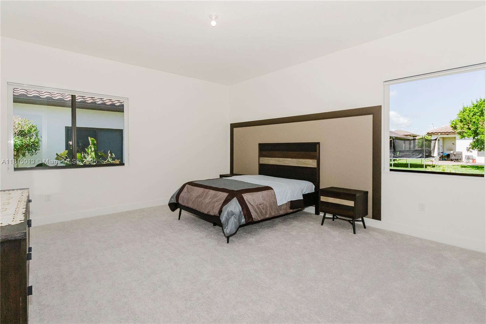 MAPLE RIDGE - Residential