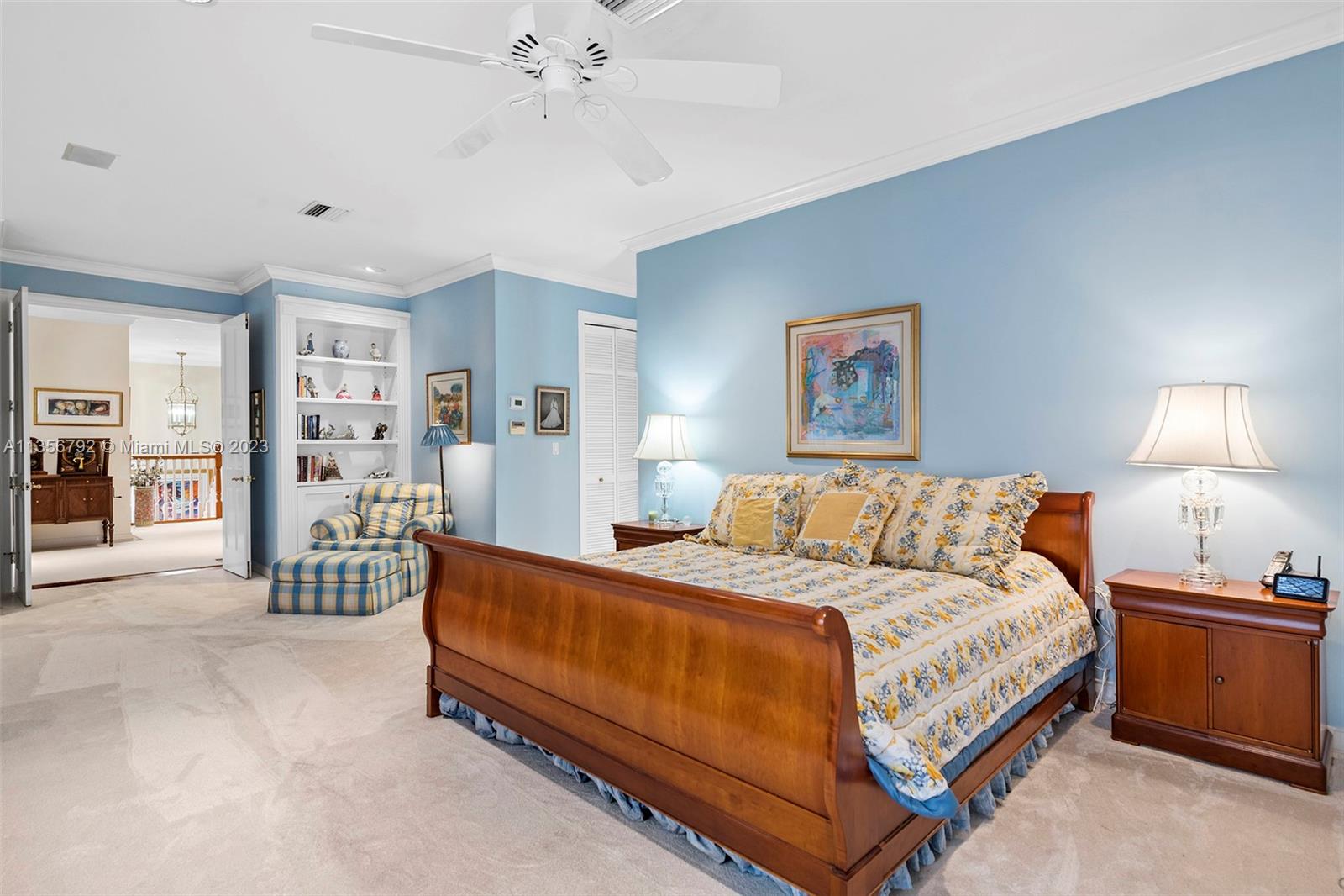 UNIVERSITY PLACE - Residential