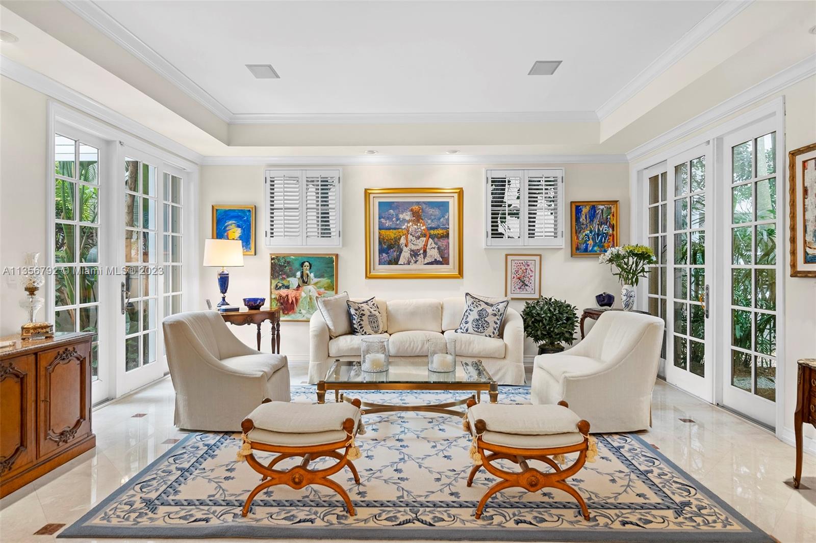 UNIVERSITY PLACE - Residential