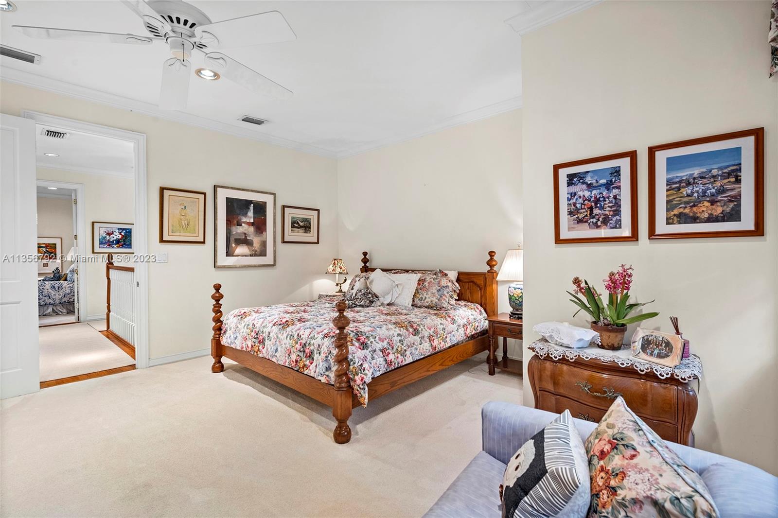 UNIVERSITY PLACE - Residential