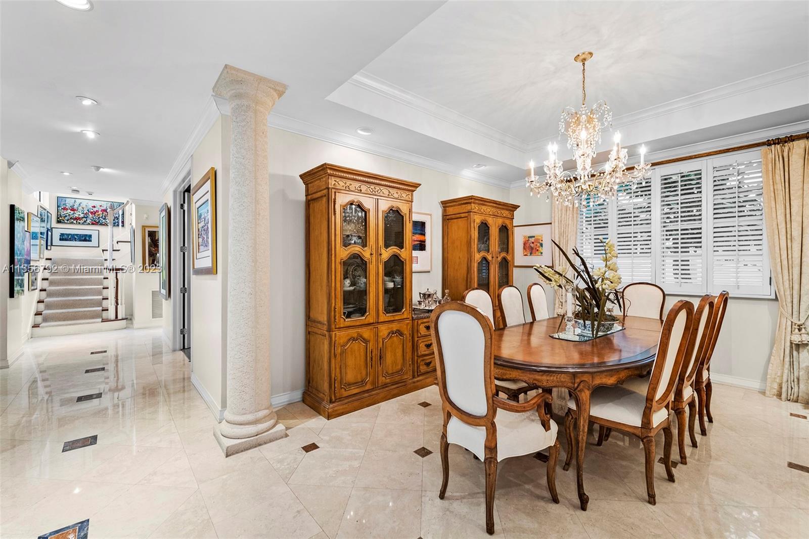 UNIVERSITY PLACE - Residential