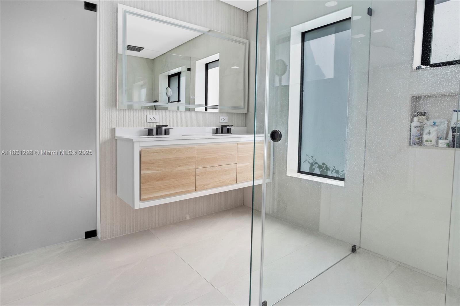 WOODMONT TRACT 60 - Residential