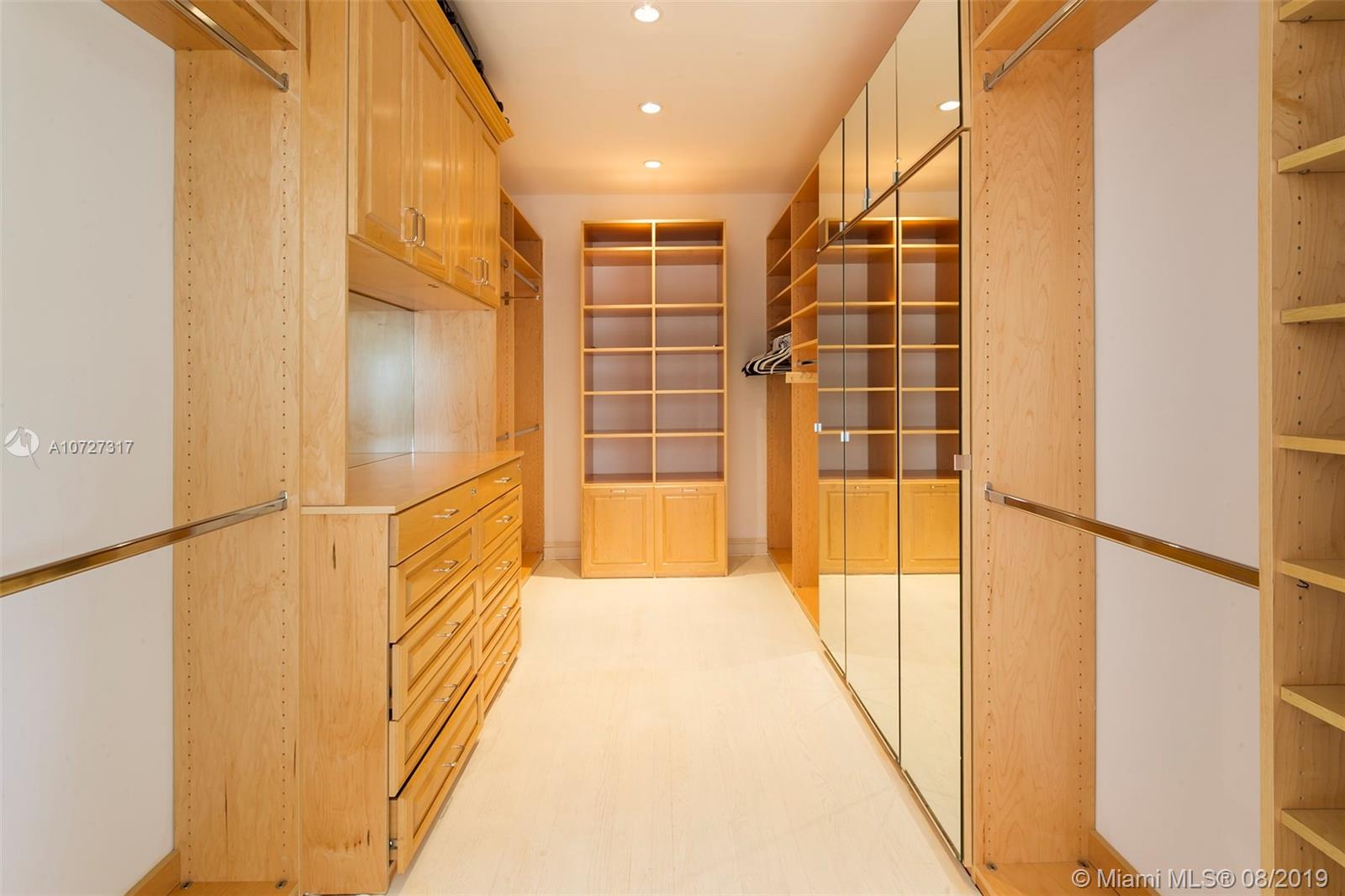 SUNSET LAKE EXTENSION - Residential