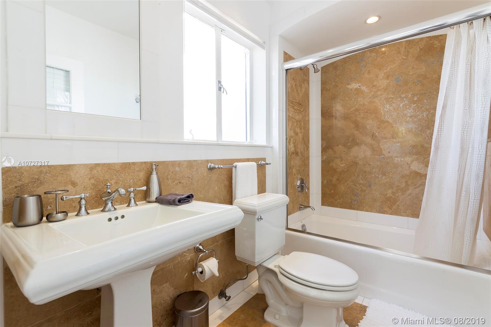 SUNSET LAKE EXTENSION - Residential