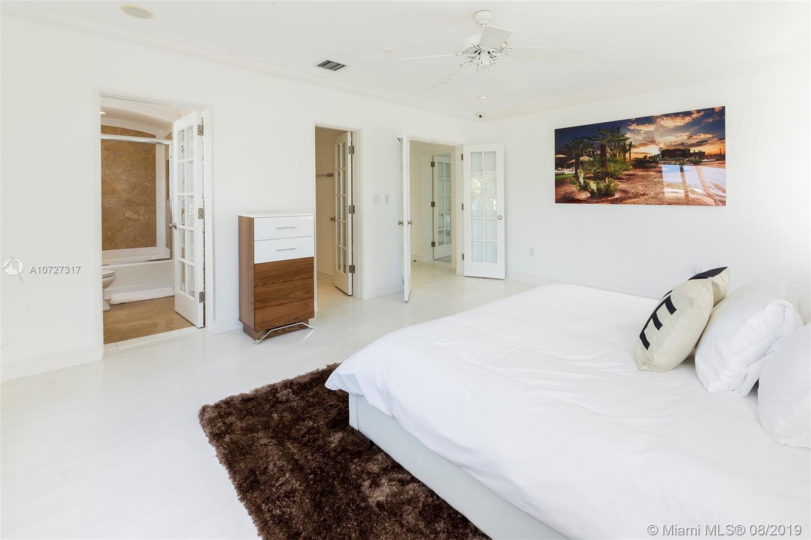 SUNSET LAKE EXTENSION - Residential