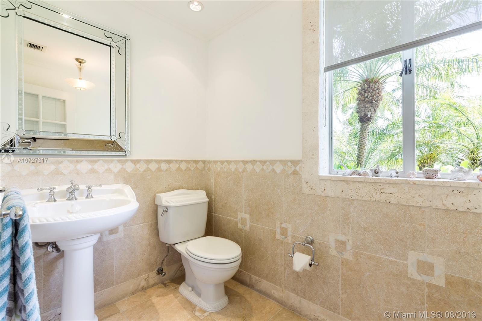 SUNSET LAKE EXTENSION - Residential