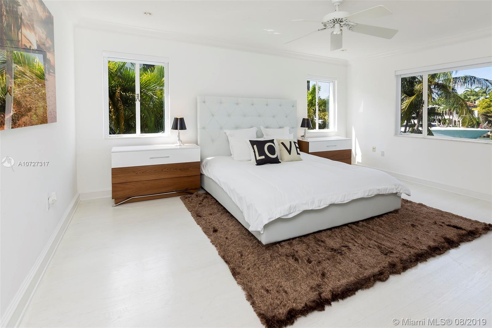 SUNSET LAKE EXTENSION - Residential