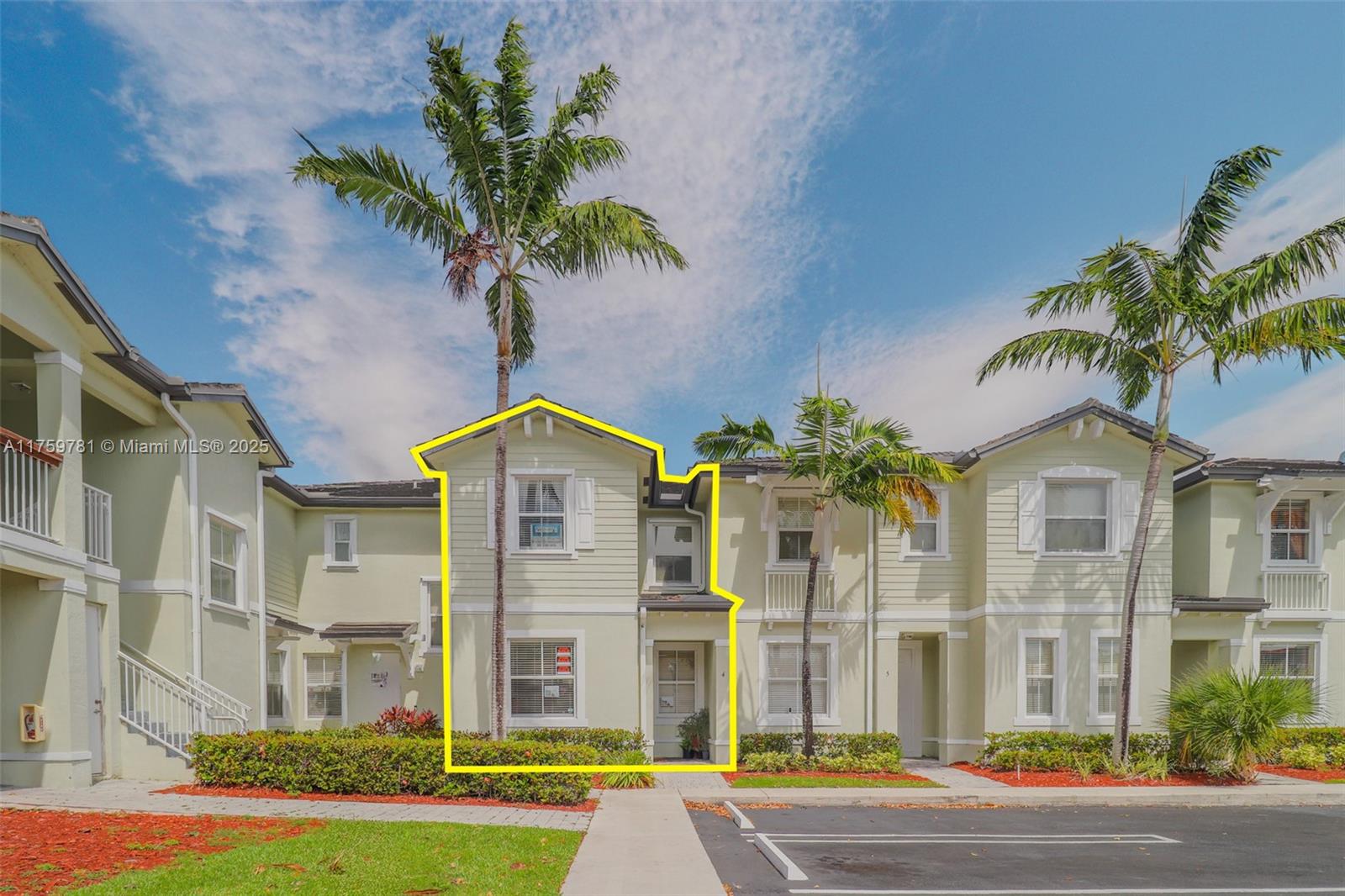2853 Se 1st Dr 4, Homestead, Miami-Dade County, Florida - 3 Bedrooms  
3 Bathrooms - 