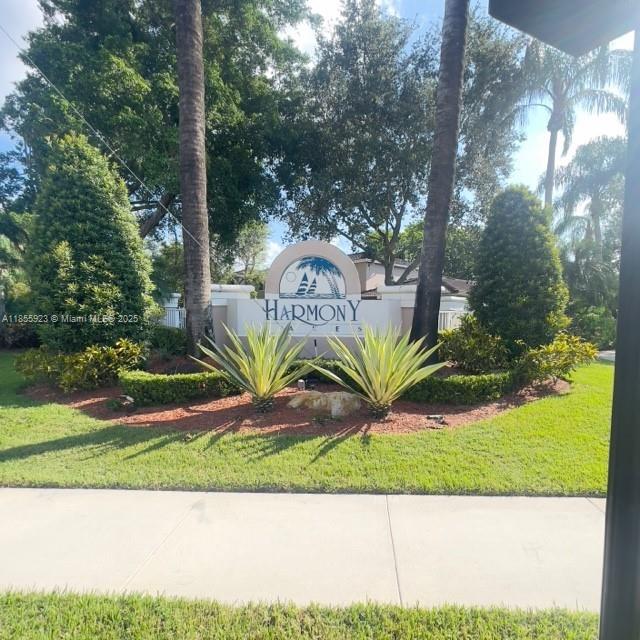 1683 SW 109th Ter