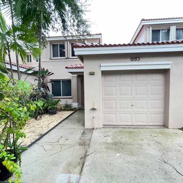 1683 SW 109th Ter
