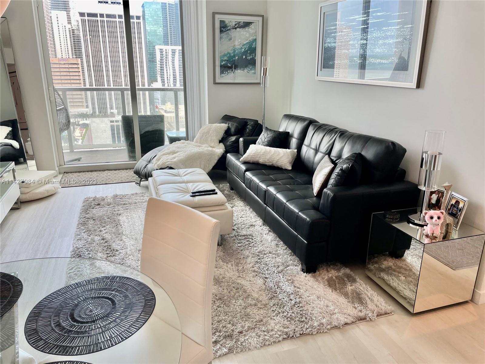 VIZCAYNE NORTH CONDO - Residential Lease