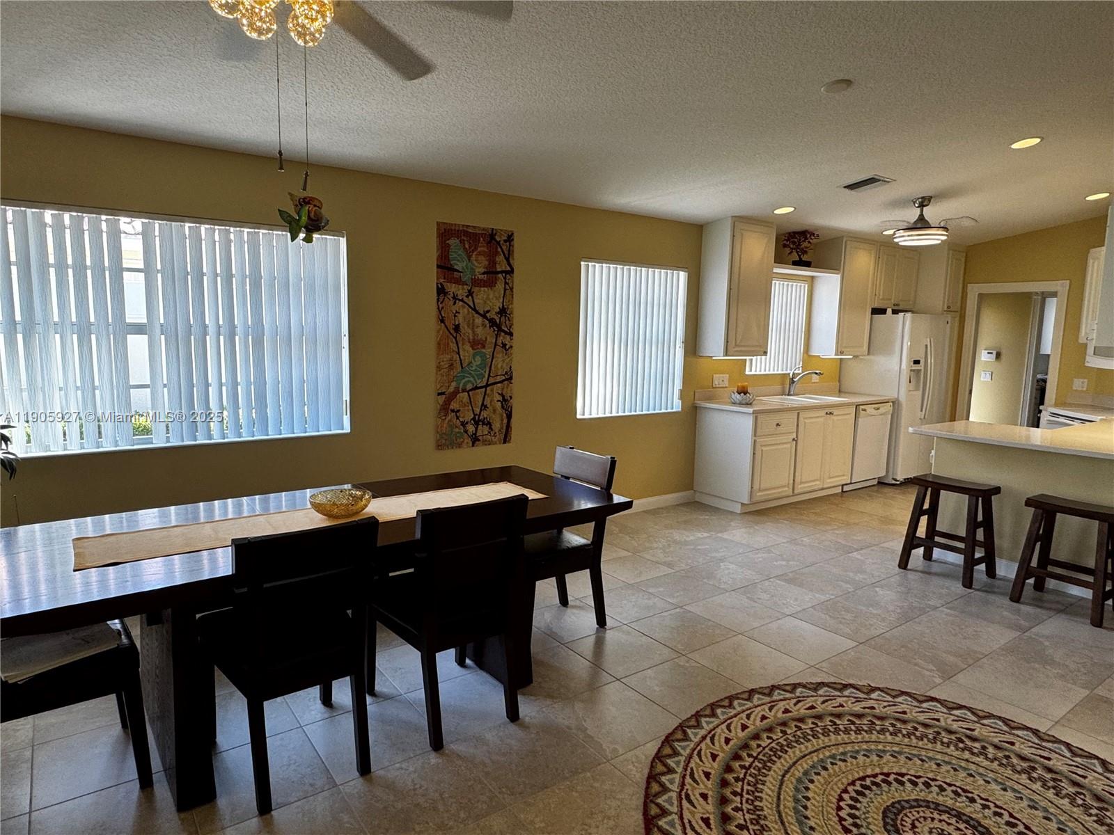 VILLAGEWALK OF WELLINGTON - Residential