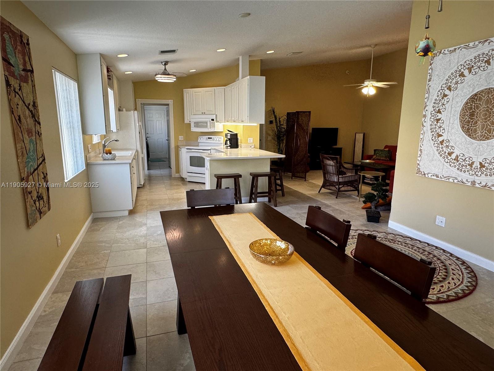 VILLAGEWALK OF WELLINGTON - Residential