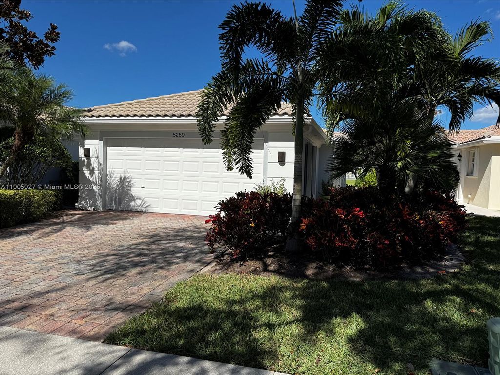 Photo of 8269 Saint Johns Ct, Wellington, FL 33414 (MLS # A11905927)