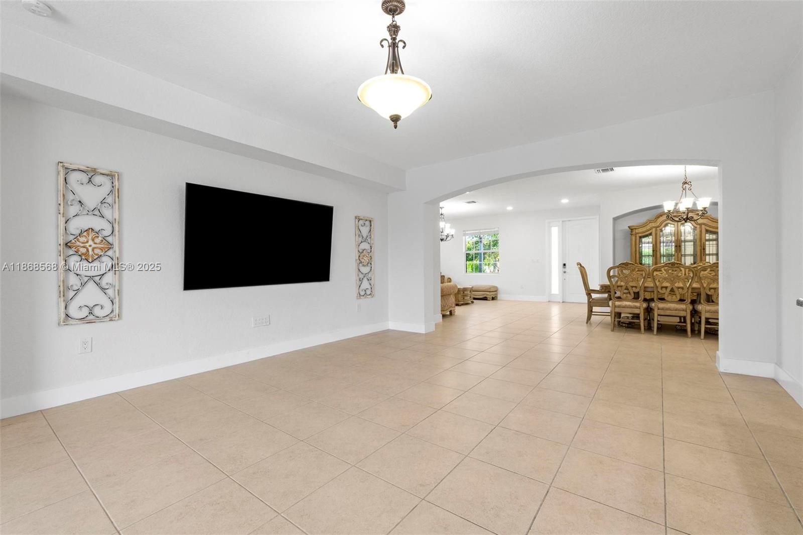 ESTATE MANSIONS 1ST ADDN - Residential Lease