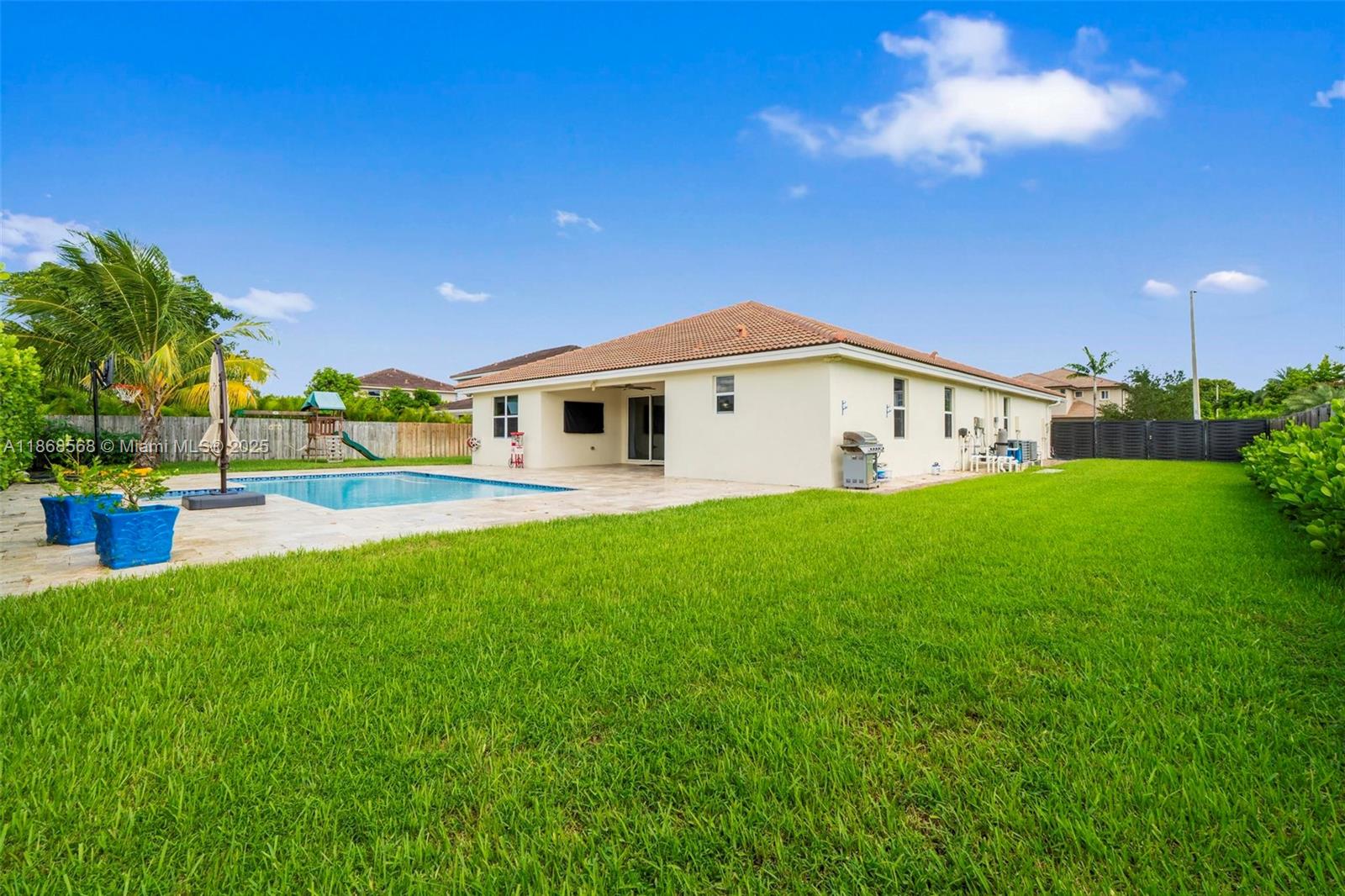 ESTATE MANSIONS 1ST ADDN - Residential Lease