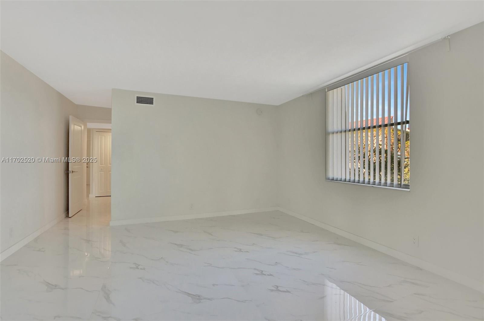 PALM LAKES CONDO - Residential