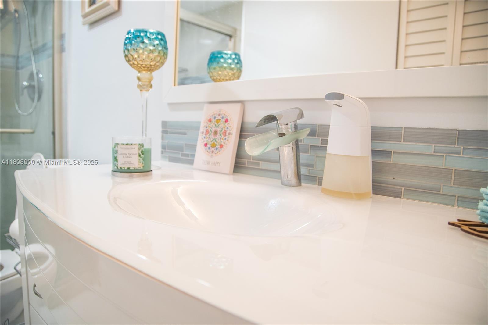 LUCAYA VILLAGE 1-D CONDO - Residential Lease