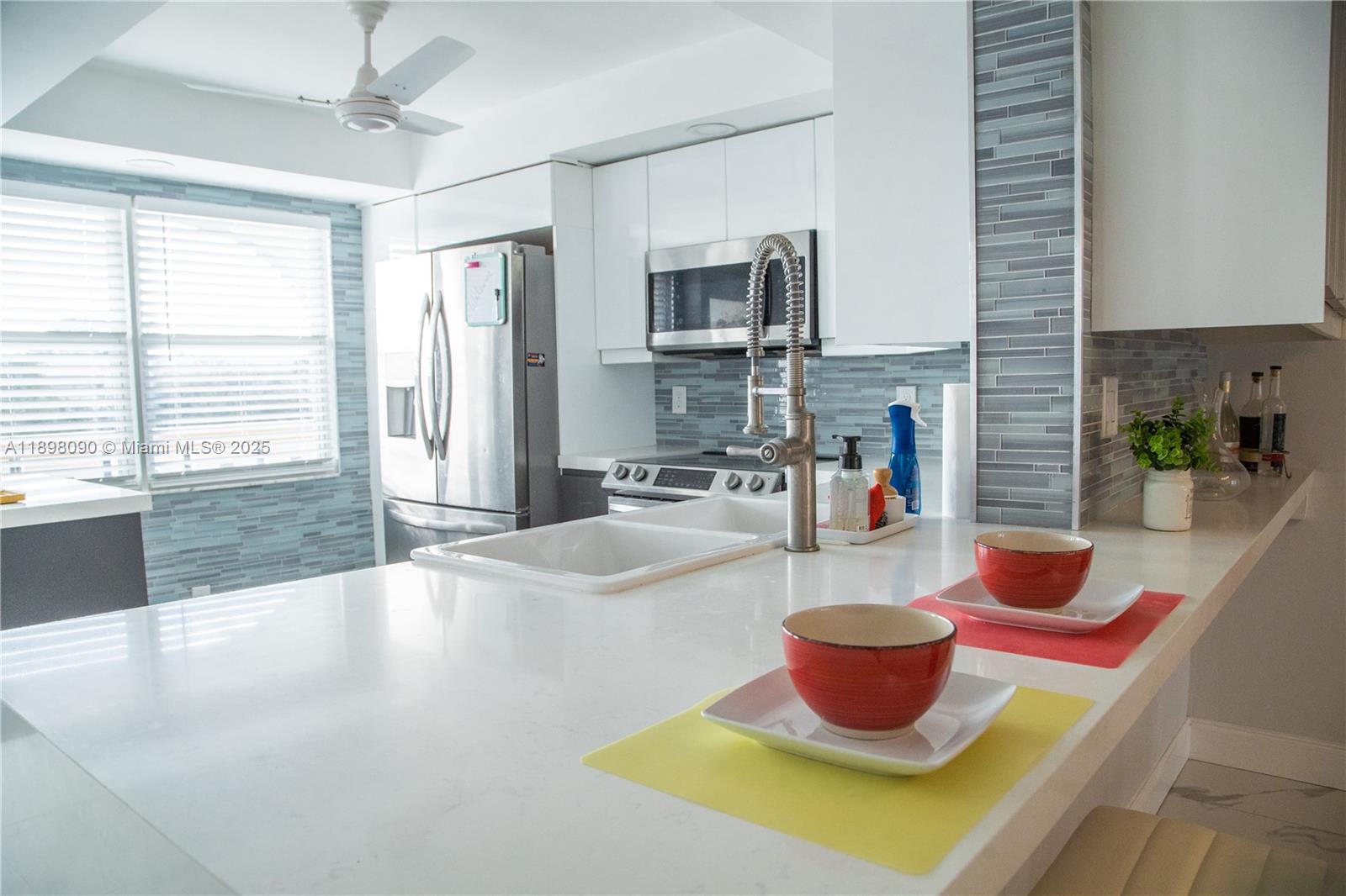 LUCAYA VILLAGE 1-D CONDO - Residential Lease