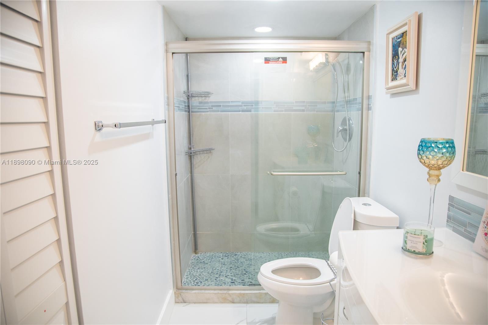 LUCAYA VILLAGE 1-D CONDO - Residential Lease