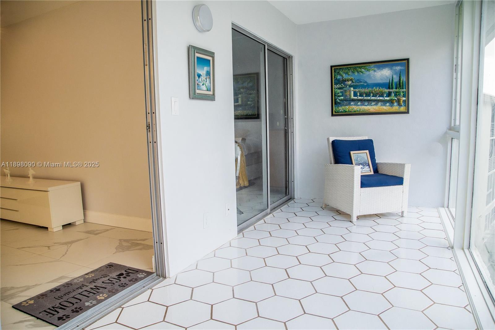 LUCAYA VILLAGE 1-D CONDO - Residential Lease