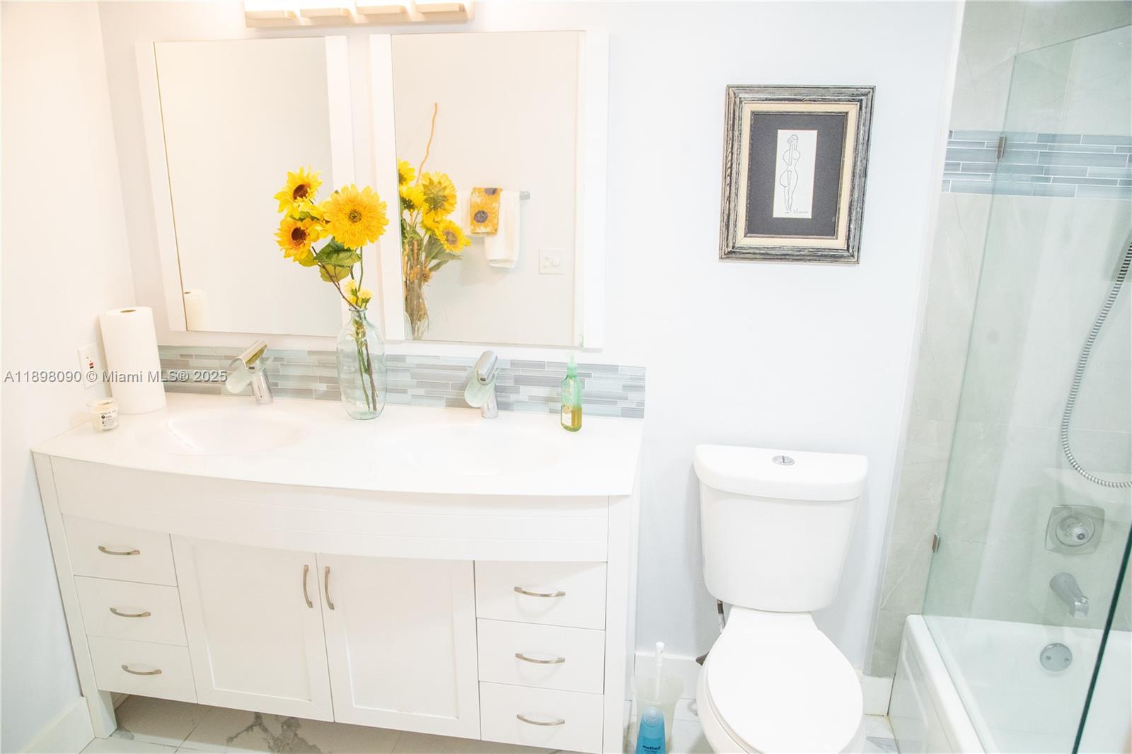 LUCAYA VILLAGE 1-D CONDO - Residential Lease