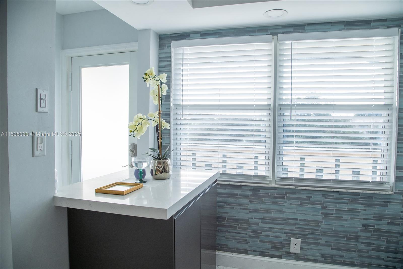 LUCAYA VILLAGE 1-D CONDO - Residential Lease