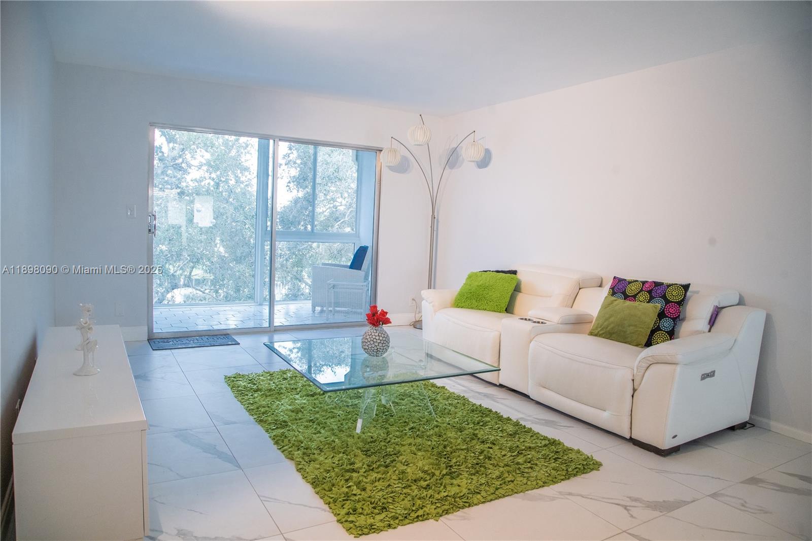 LUCAYA VILLAGE 1-D CONDO - Residential Lease