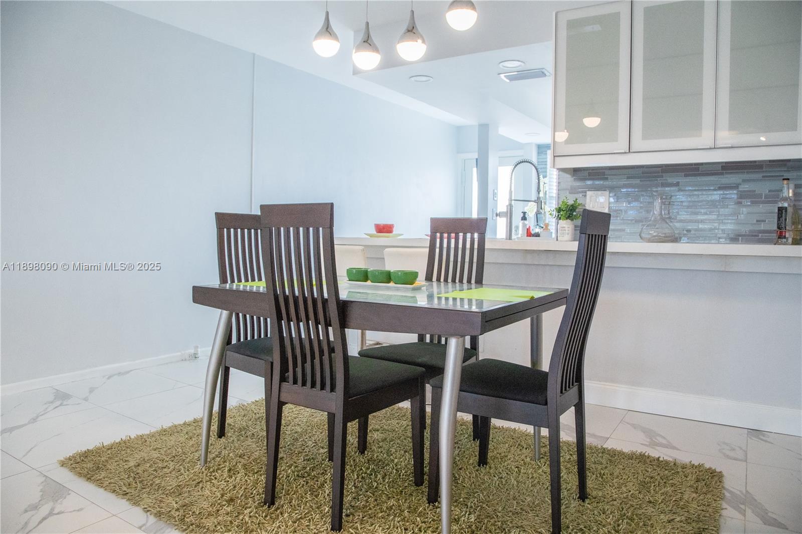 LUCAYA VILLAGE 1-D CONDO - Residential Lease