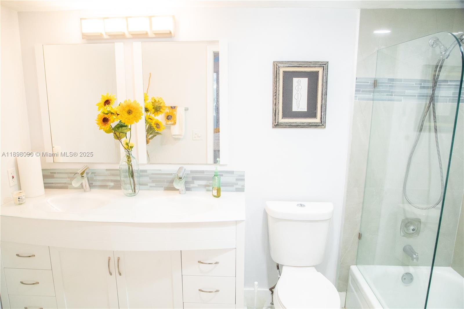 LUCAYA VILLAGE 1-D CONDO - Residential Lease