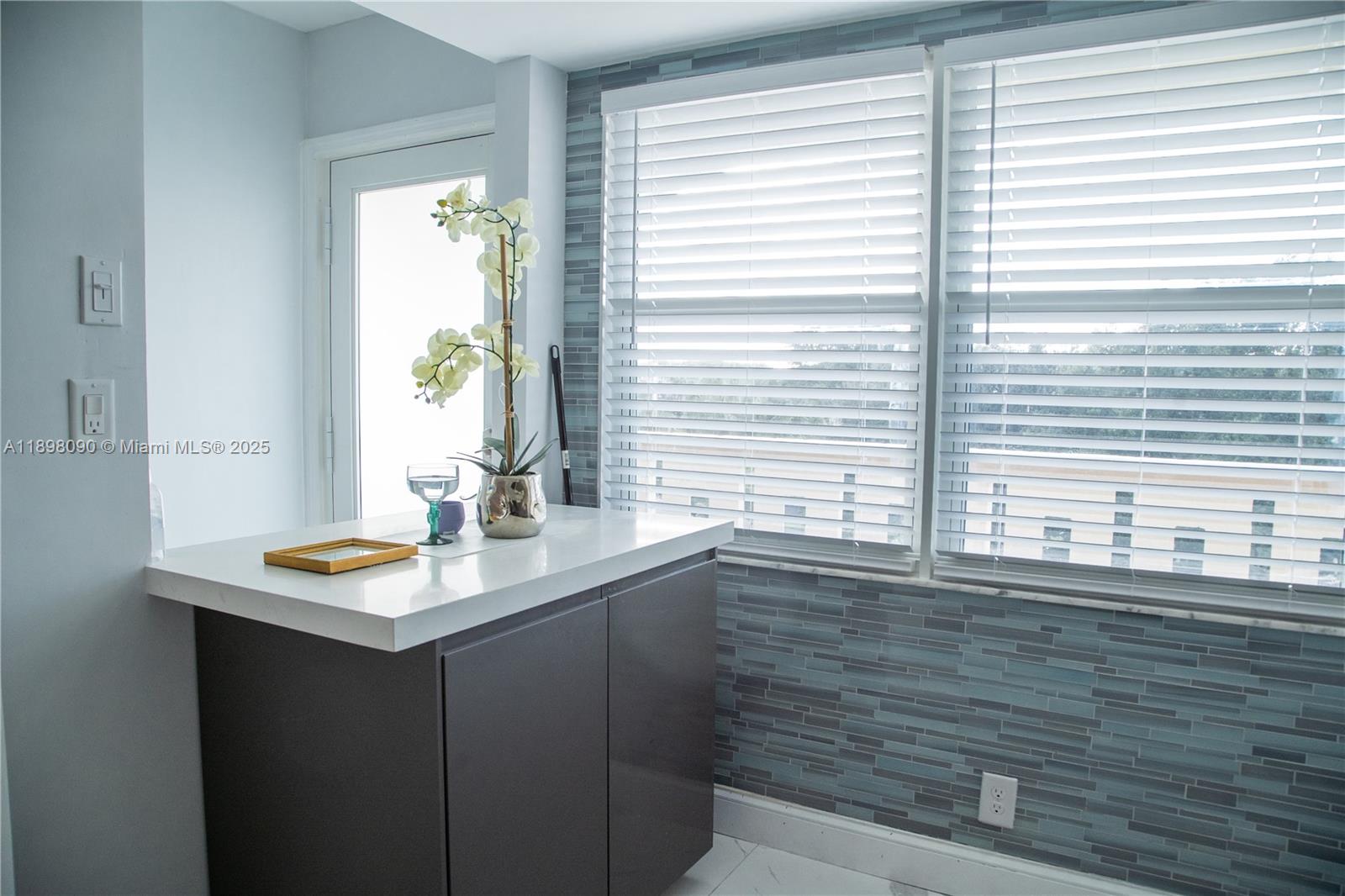 LUCAYA VILLAGE 1-D CONDO - Residential Lease