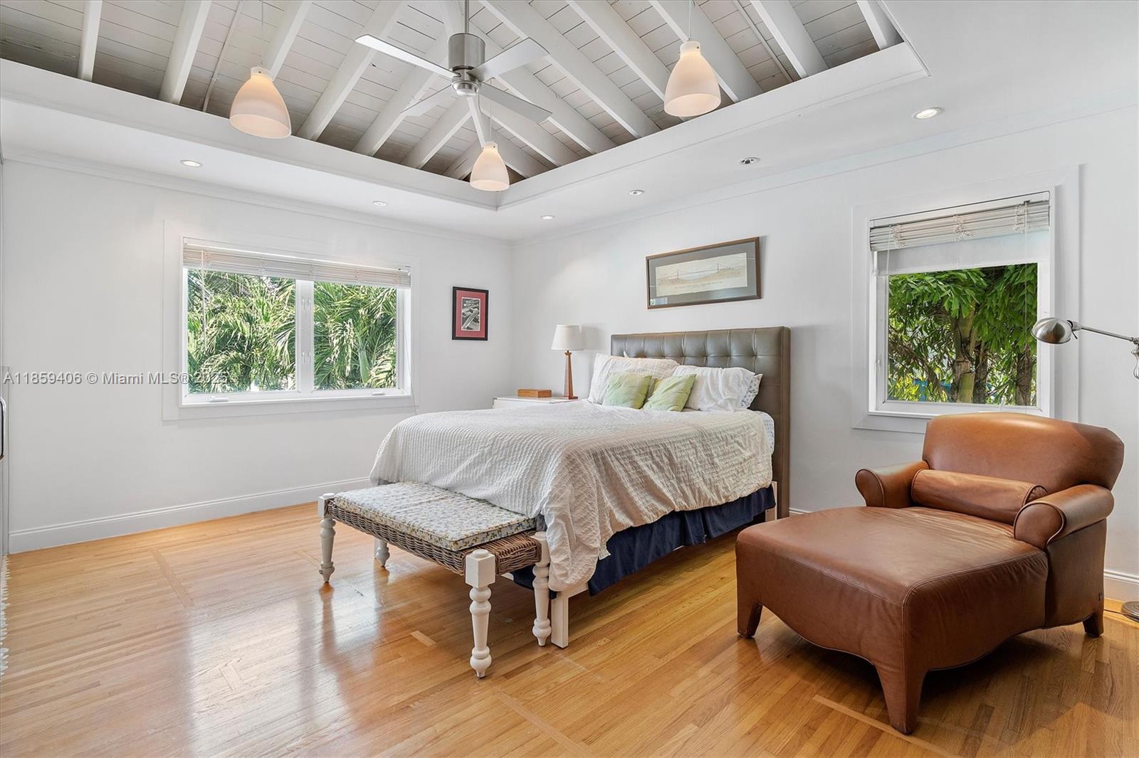 RIVER BAY PARK ADDN - Residential