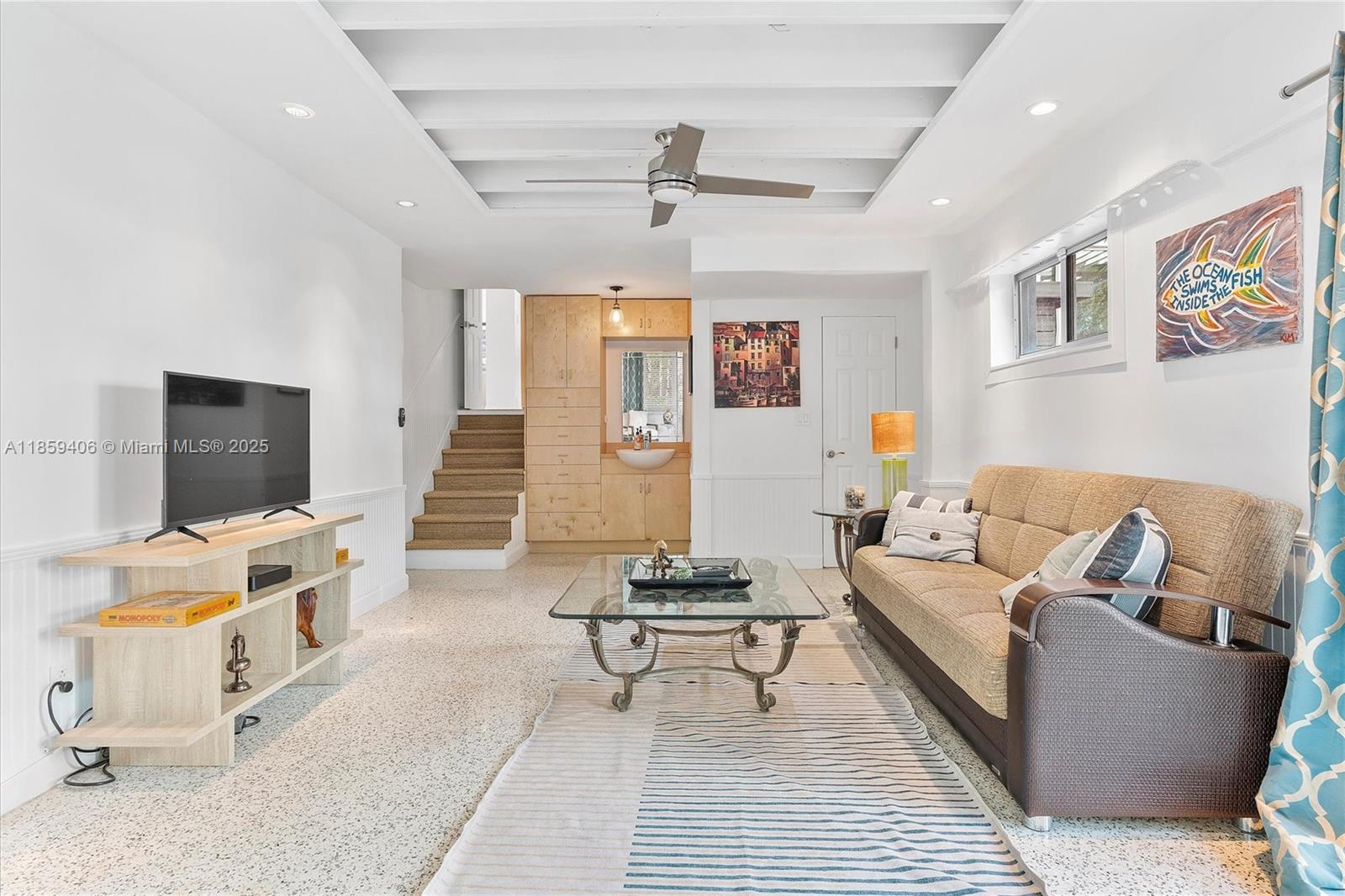 RIVER BAY PARK ADDN - Residential