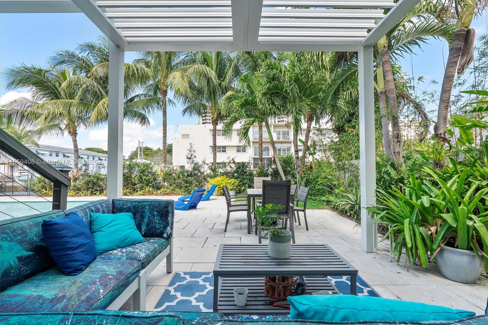 RIVER BAY PARK ADDN - Residential