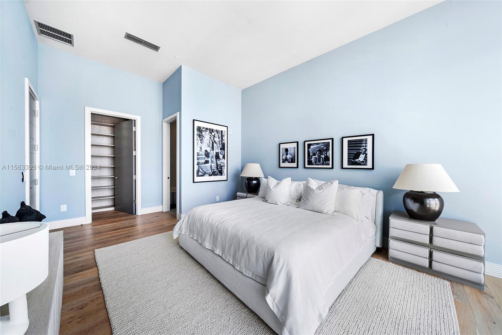 BISCAYNE BEACH CONDO - Residential