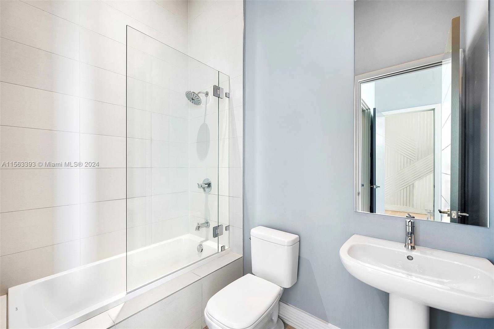 BISCAYNE BEACH CONDO - Residential