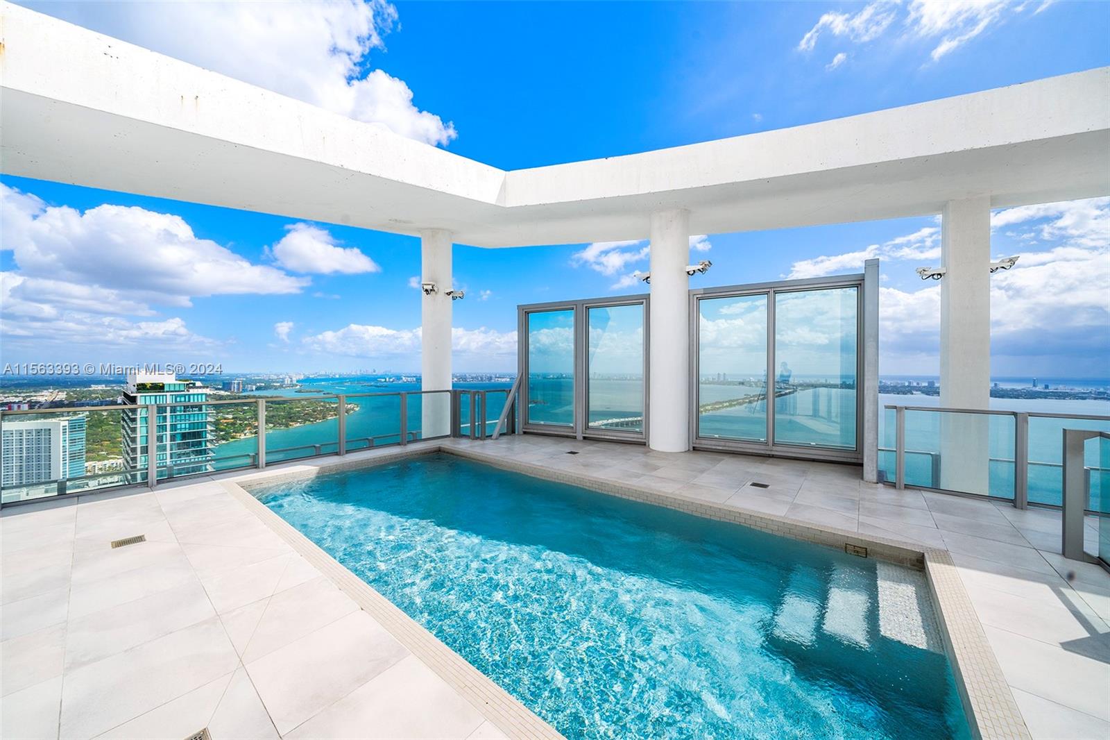 BISCAYNE BEACH CONDO - Residential