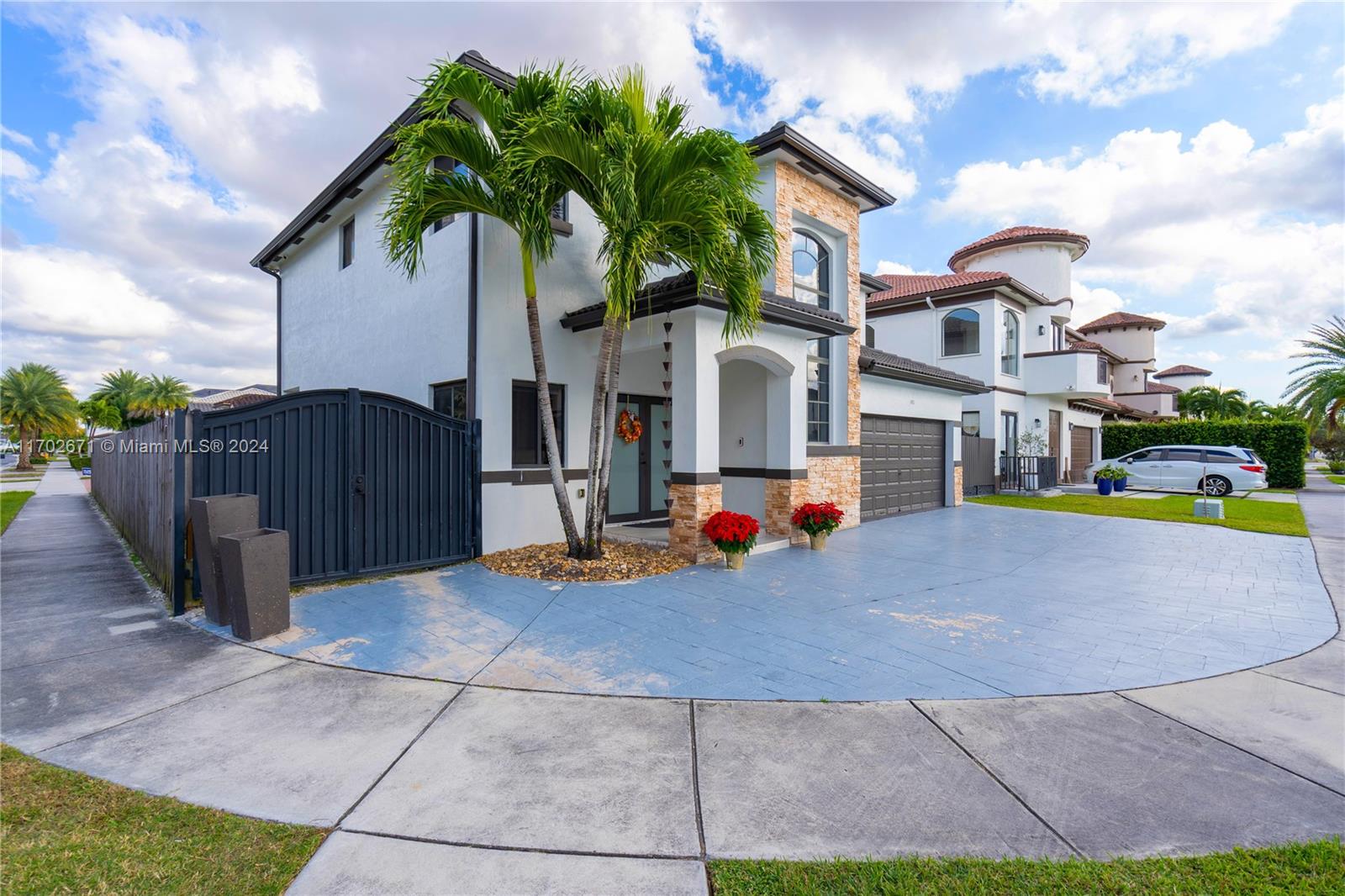 SION ESTATES - Residential