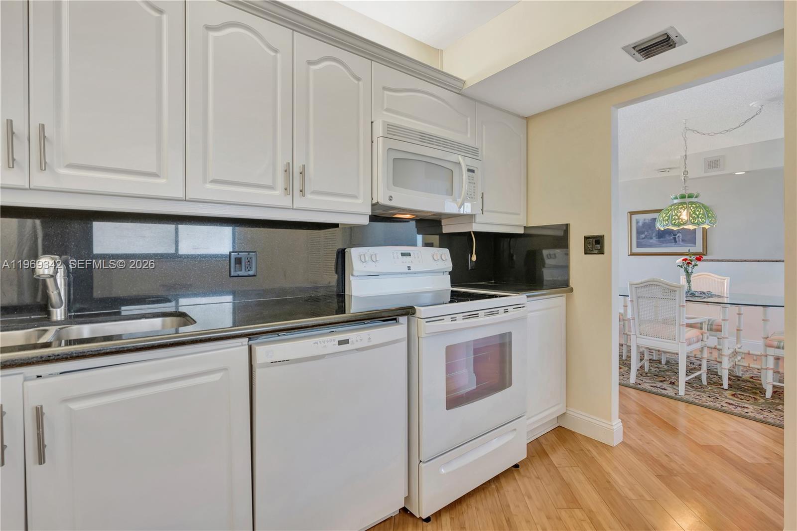 OCEAN TRAIL CONDO III - Residential