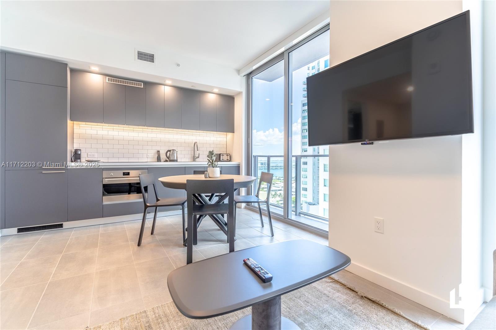 View photos, virtual tours, details... 227 NE 2nd St 2412