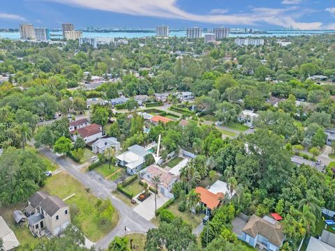 A home in Biscayne Park