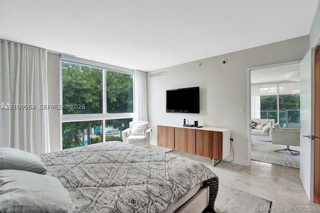 200 Sunny Isles Blvd 2-604