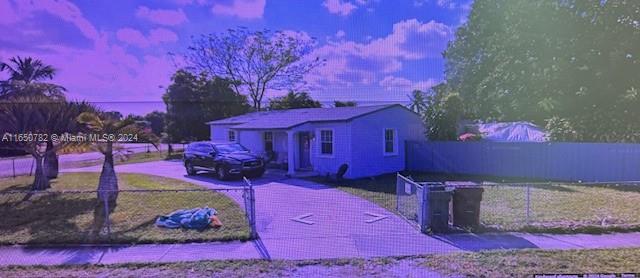 Come take a look at this corner starter home with a huge lot, featuring a large area with 4 bed 2 bath a huge rear shed big enough for all your toys.