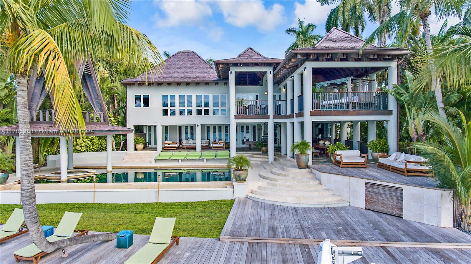 14 W San Marino Dr