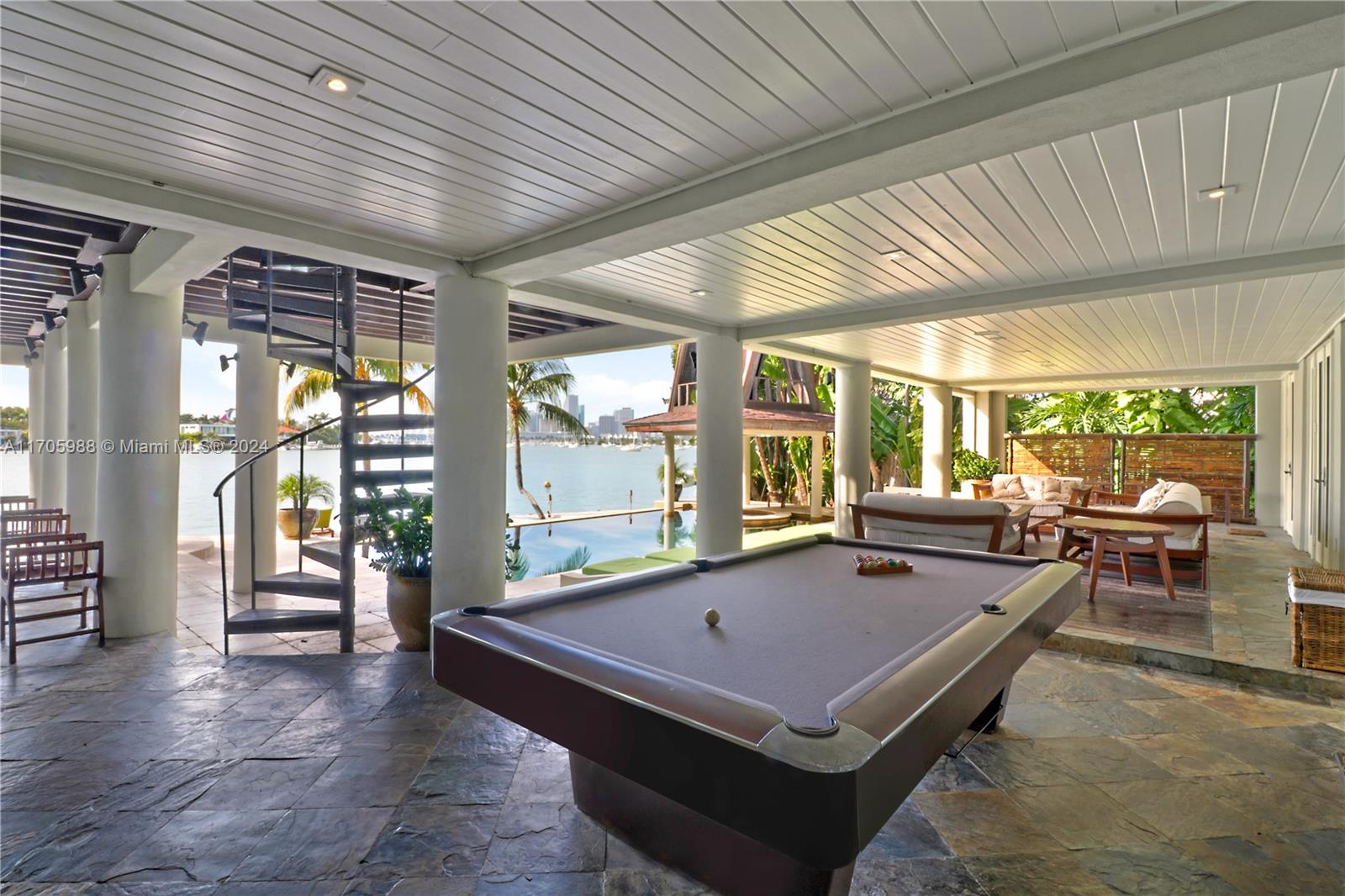 SAN MARINO ISLAND - Residential Lease