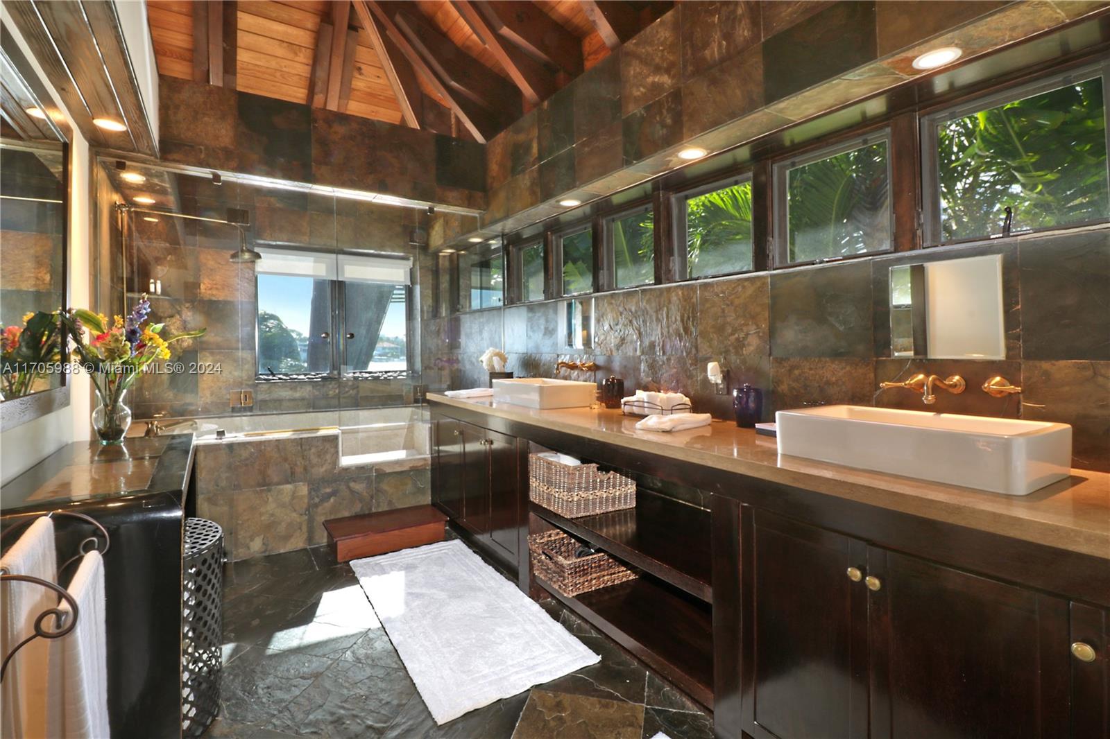 SAN MARINO ISLAND - Residential Lease