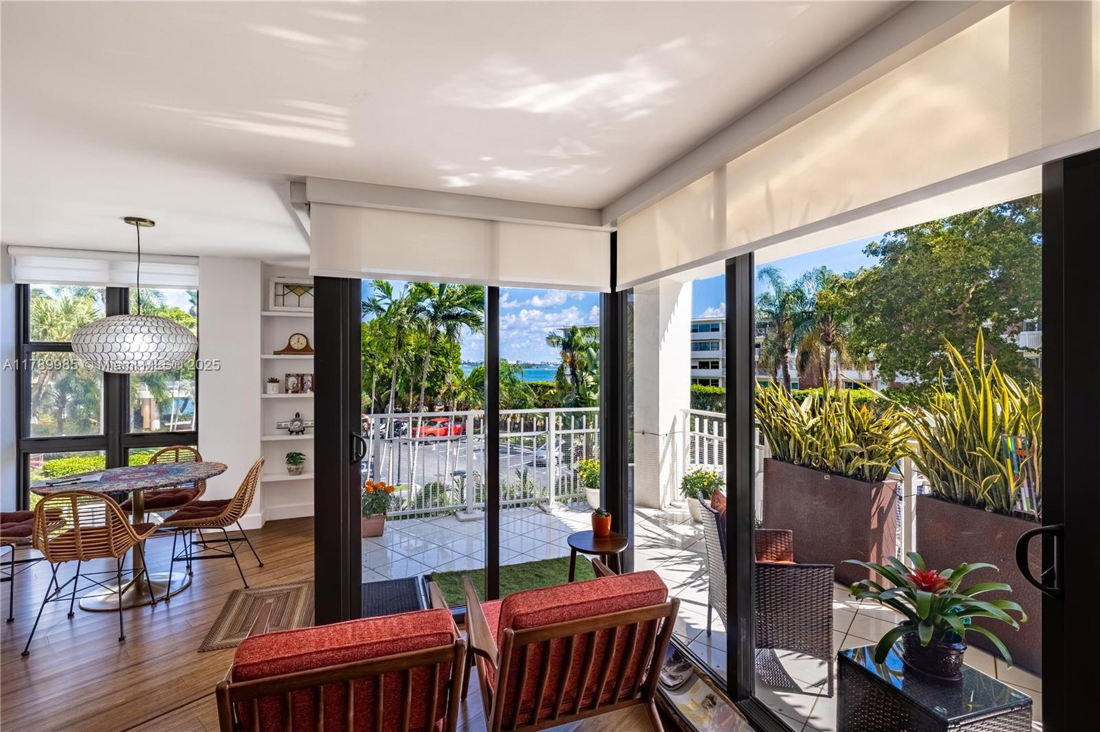 THE TOWERS OF QUAYSIDE CO - Residential Lease