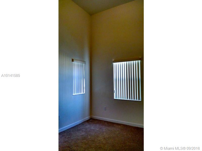 VENETIAN PARC WEST - Residential Lease